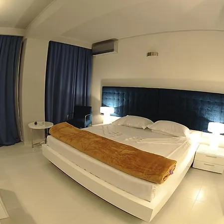 Victor Mizuumi Mamaia