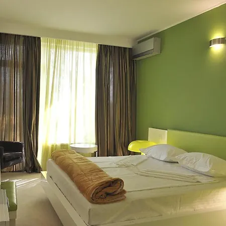 Victor Mizuumi Mamaia