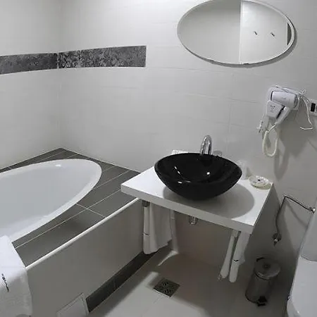 Victor Mizuumi Hotel Mamaia